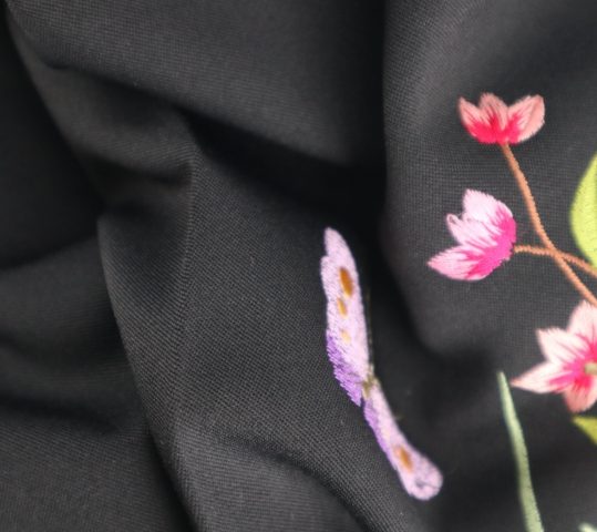 卒業式袴単品レンタル[刺繍]黒色に蝶と花の刺繍[身長143-147cm]No.532